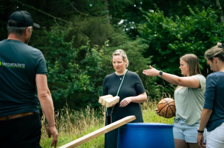 Teamspiele im Grünen Hamburg