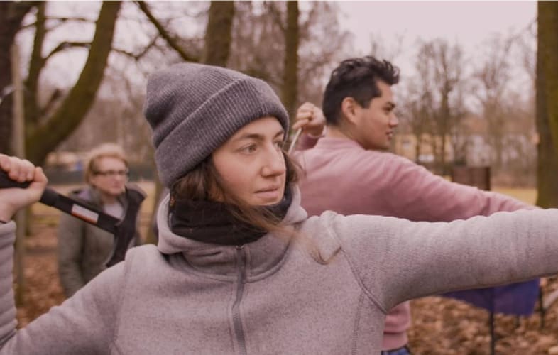 Axt und Messer werfen