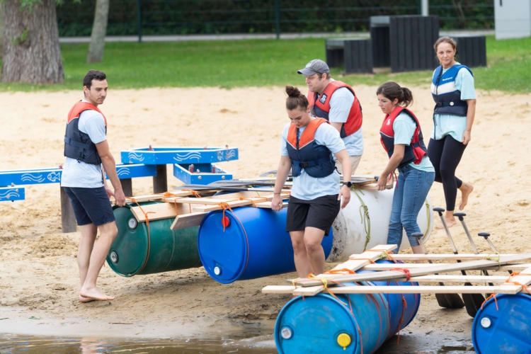 Floßbauen in Hamburg