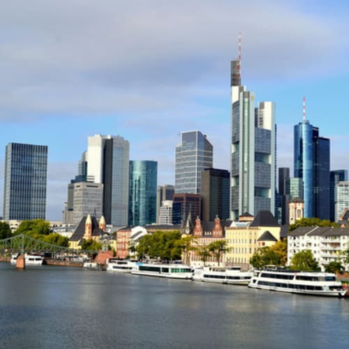 Stadtführung Frankfurt: Altstadt, Skyline und City-Vibes