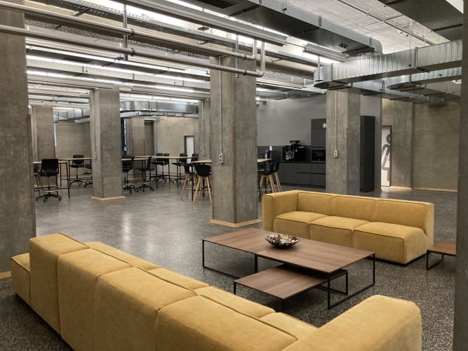 Eventspace mit Fleetblick