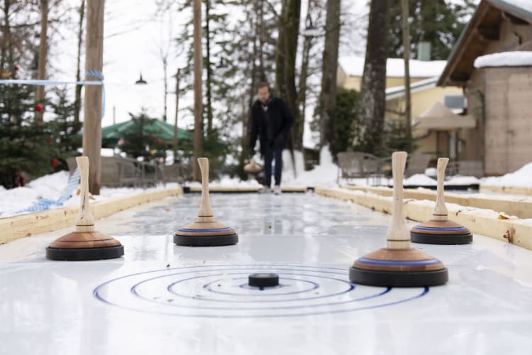 Eisstockschießen bei München