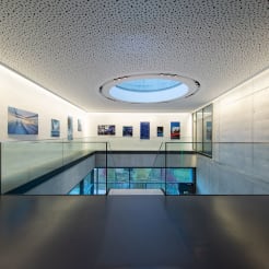 Moderner Tagungsraum in Flughafennähe thumb