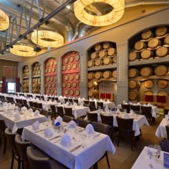 Eventsaal mit Bühne thumb