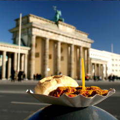 Comedy & Kiez Bustour preview