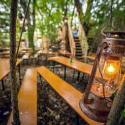 Open-Air Location am Schiff thumb