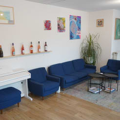 Stilvolle Weinlounge  thumb