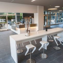 Moderner Konferenzraum thumb