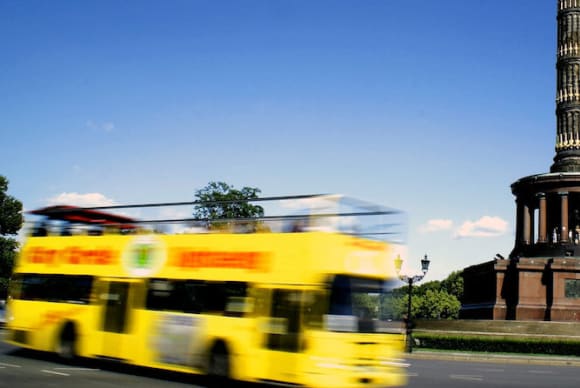 Comedy & Kiez Bustour