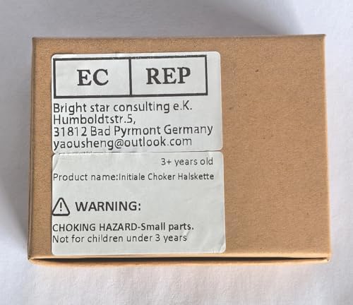 Vue 2 de Collier Personnalise Avec Nom