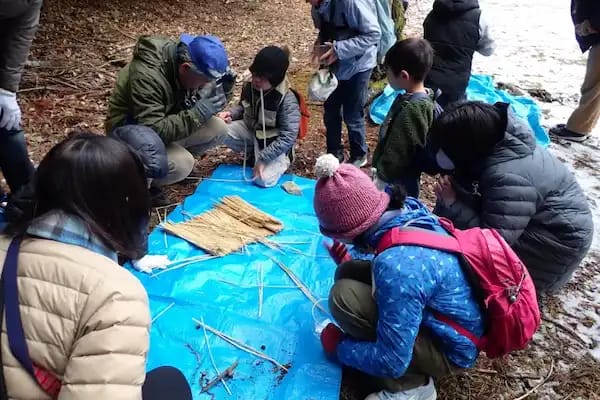 自然観察会「冬越しする生きもの観察」