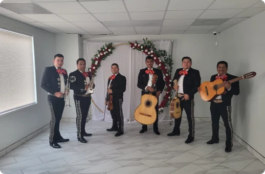 Fotografía de la banda de mariachi en un evento