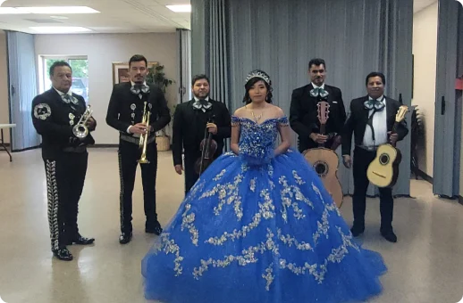 Fotografía de la banda de mariachi en un evento de Quinceañeras