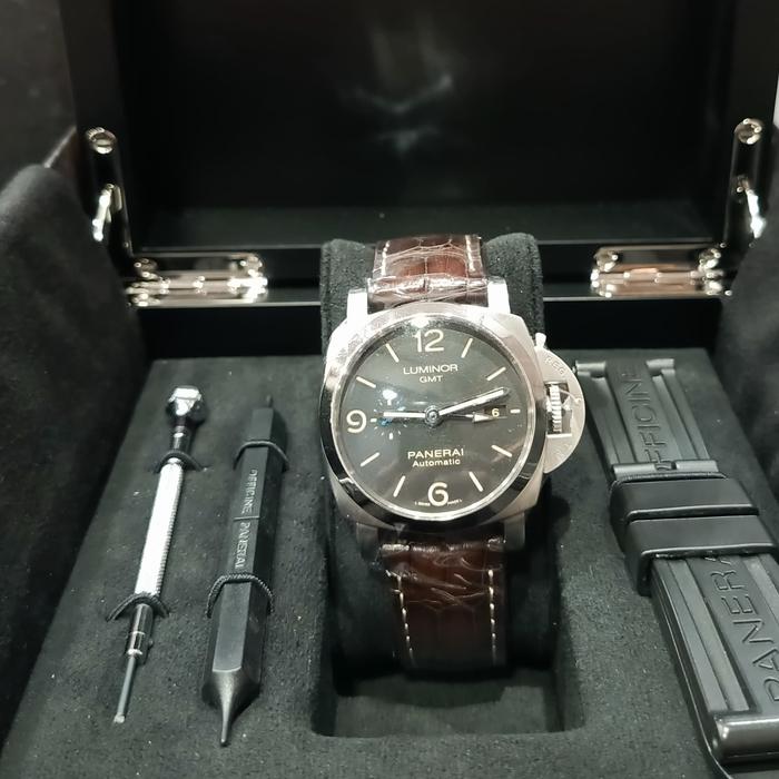 Panerai Luminor GMT PAM 1320 thumbnail 7