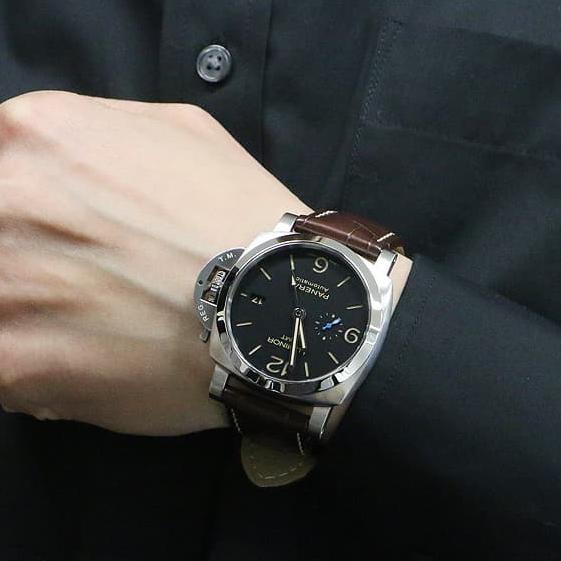 Panerai Luminor GMT PAM 1320 thumbnail 9
