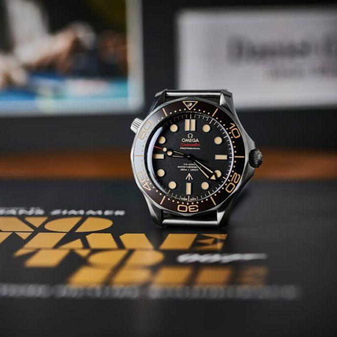 Omega Seamaster Diver 300 'NO TIME TO DIE' 007 Edition with Bracelet