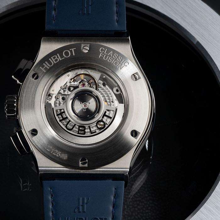 Hublot Classic Fusion Titanium Blue Dial Chronograph 45 - 2021 thumbnail 3