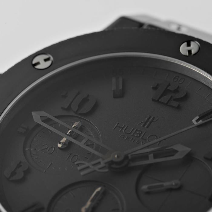 Hublot Big Bang 'Black Magic Ceramic Limited Edition' Chronograph 44 mm thumbnail 3
