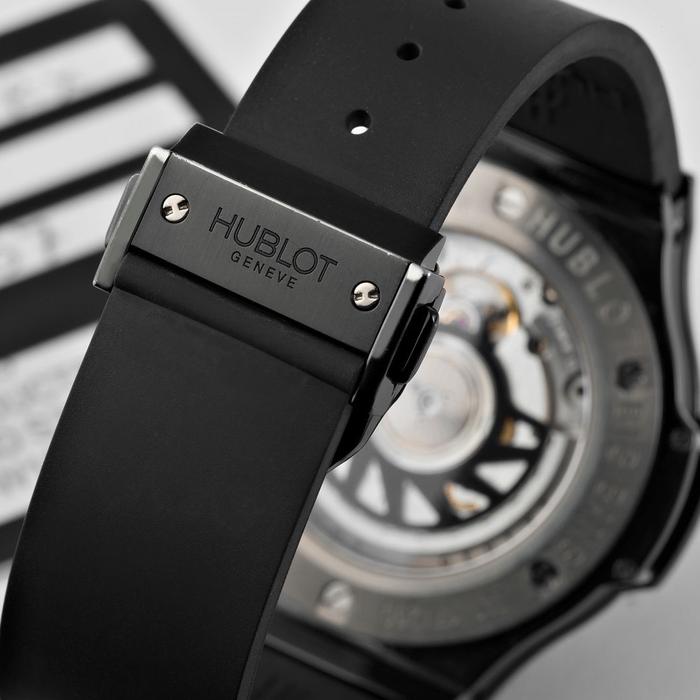 Hublot Big Bang 'Black Magic Ceramic Limited Edition' Chronograph 44 mm thumbnail 6