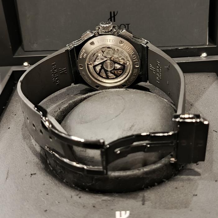 Hublot Big Bang 'Black Magic Ceramic Limited Edition' Chronograph 44 mm thumbnail 9