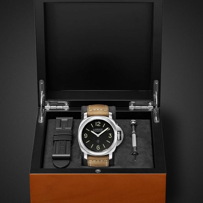 Panerai Luminor 3 Days PAM 1086 - New in Box thumbnail 3