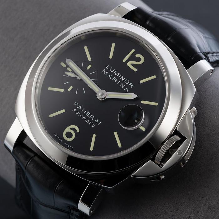 Panerai Luminor PAM 104