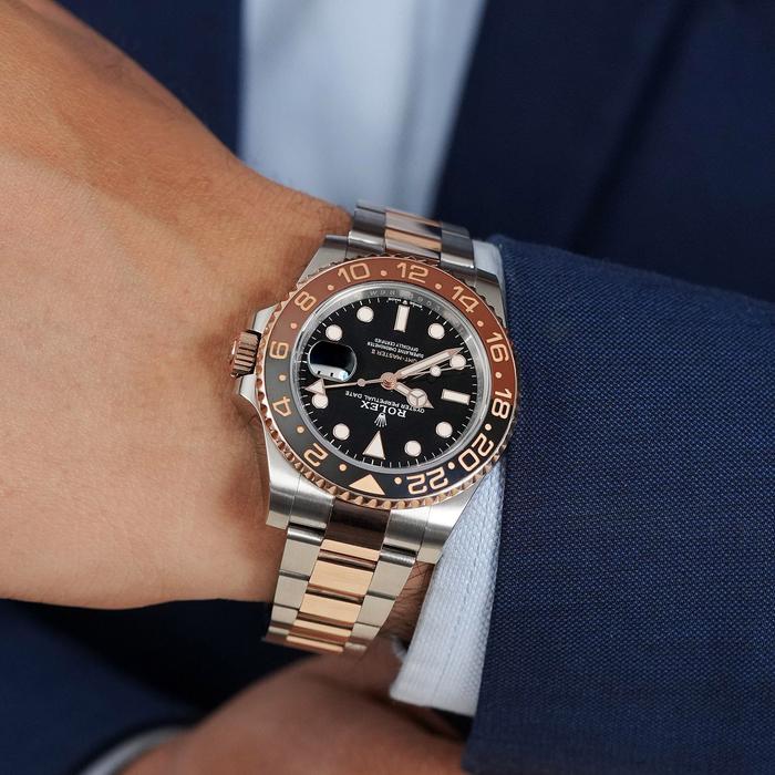 Rolex GMT Master II, Brown & Black Ceramic Steel & 18K Rose Gold thumbnail 9
