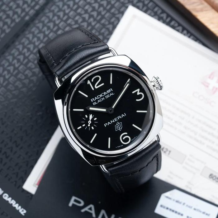 Panerai Radiomir Logo PAM 380