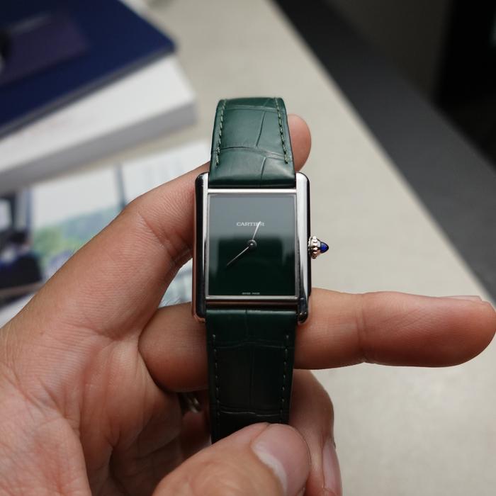 Cartier Tank Must De Green Dial with Leather Quartz 33m - New in Box thumbnail 5