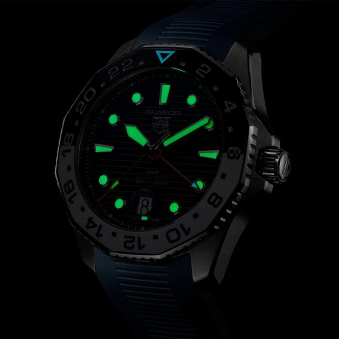 Tag Heuer Aquaracer GMT 300M Blue White Bezel Ceramic Date Rubber NEW thumbnail 3