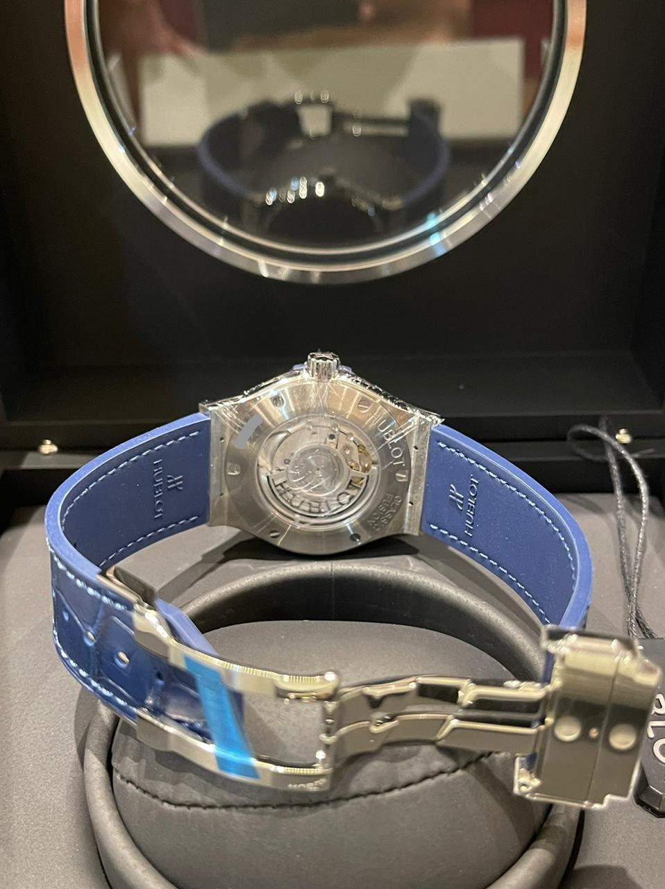 Hublot Classic Fushion Blue Dial Titanium 45 - New in Box thumbnail 3