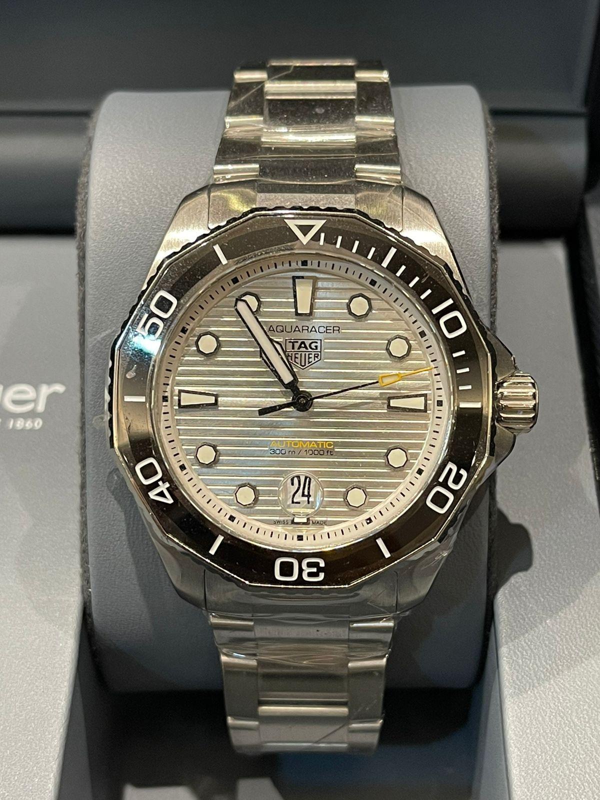 Tag Heuer Aquaracer Silver Professional 300M, Bezel Ceramic with Date Bracelet 43 - New in Box