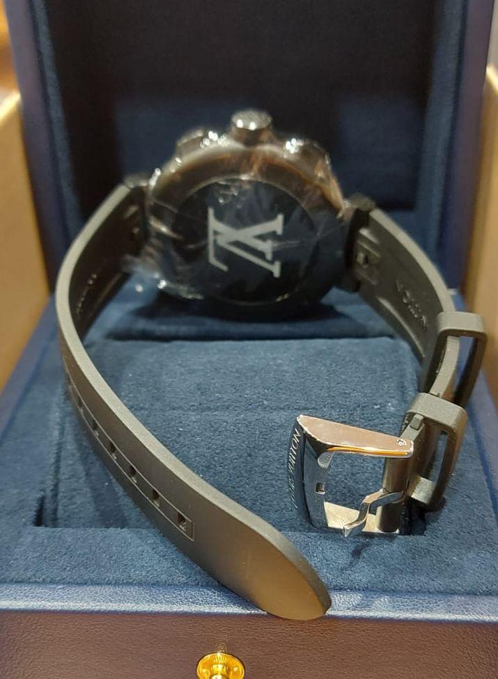 Louis Vuitton Tambour All Black with Rubber Automatic 46 thumbnail 3
