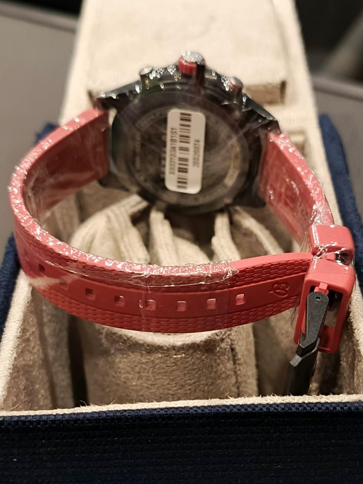 Breitling Endurance Pro Red Carbon Breitlight Chronograph Quartz 38 - New in Box thumbnail 3