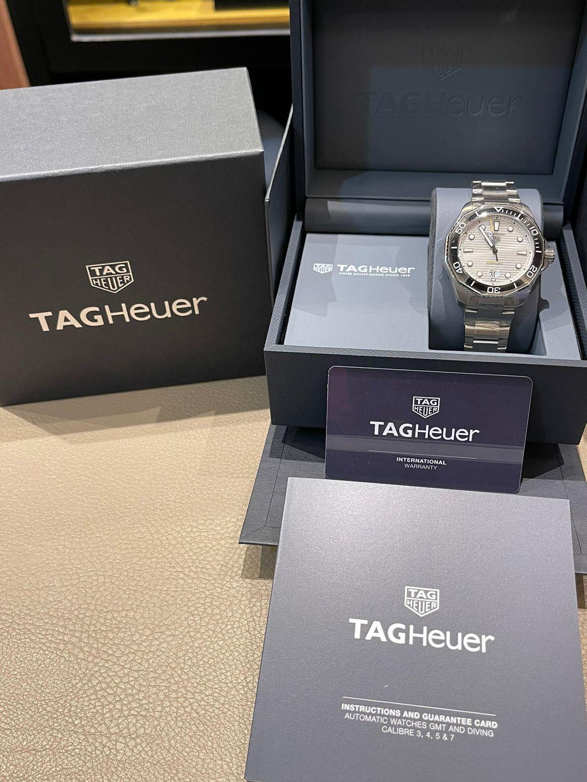 Tag Heuer Aquaracer Silver Professional 300M, Bezel Ceramic with Date Bracelet 43 - New in Box thumbnail 3