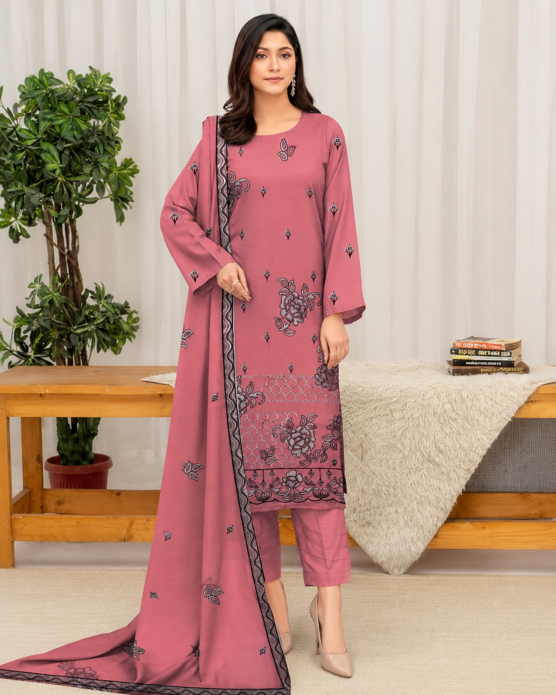 3pc Embroidered Lawn Suit [CD-085 D-04]