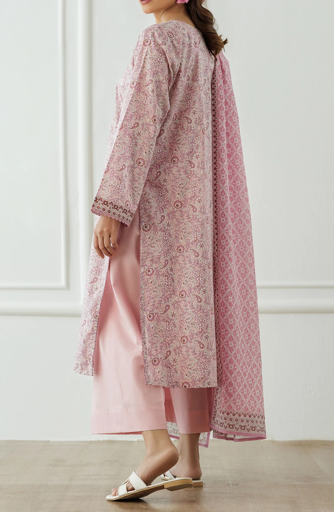 3 Piece Printed Lawn Unstitched Suit