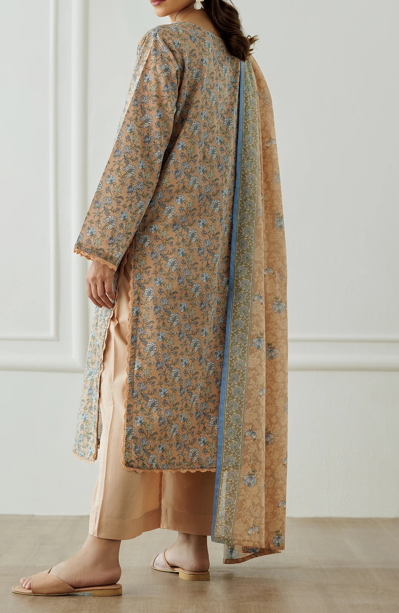 3 Piece Printed Lawn Unstitched Suit