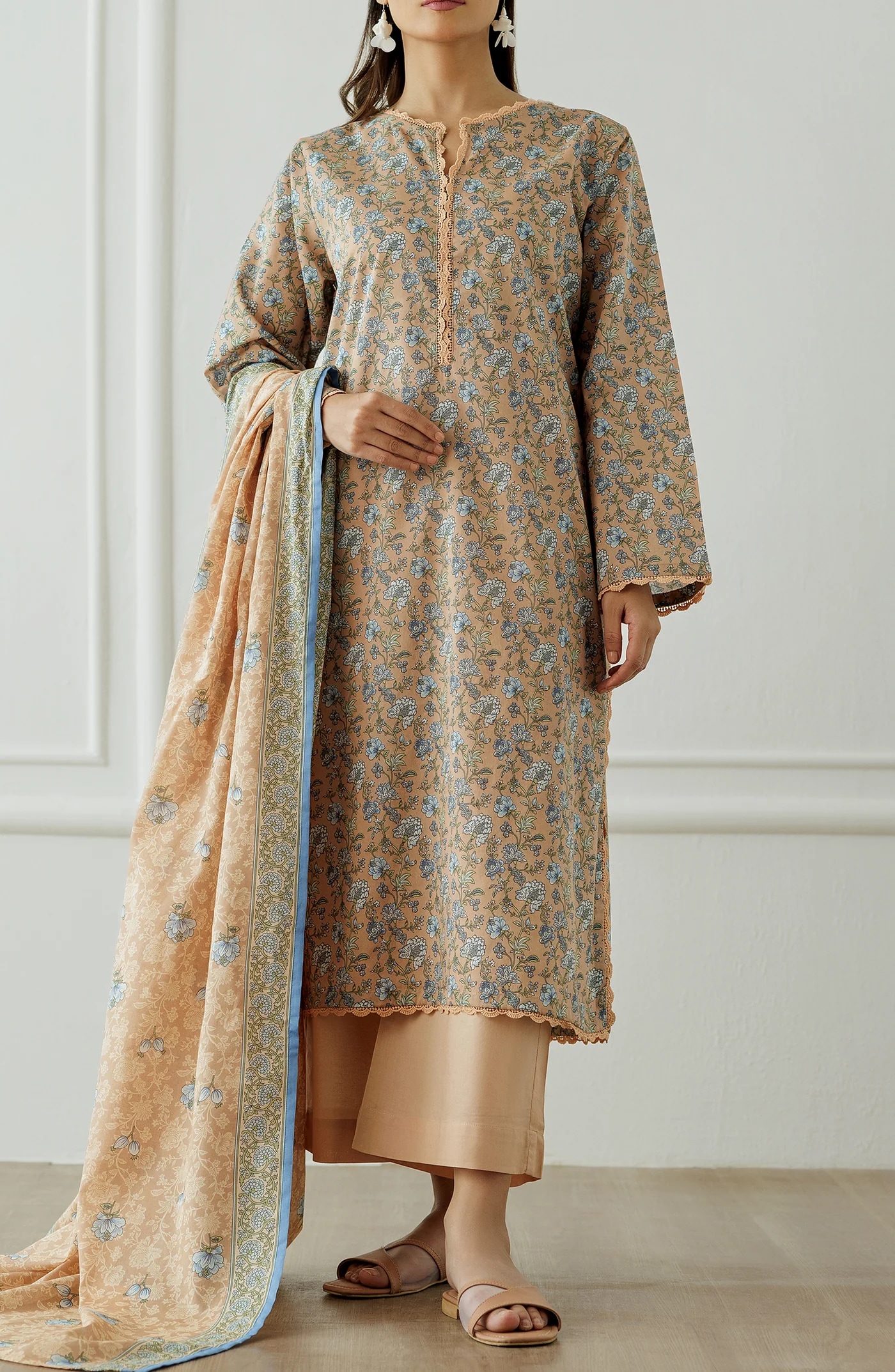 3 Piece Printed Lawn Unstitched Suit