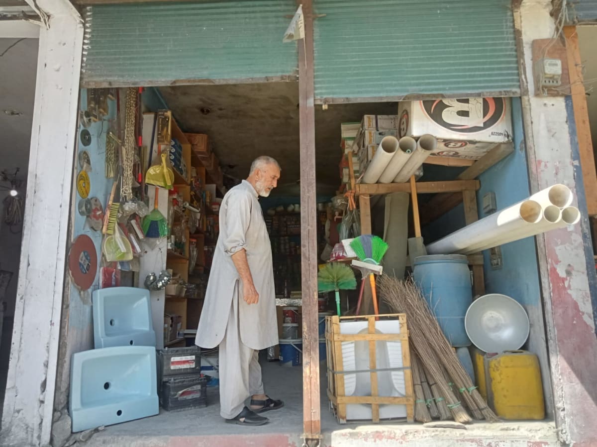 Hakeem Hardware's Chitral — photo