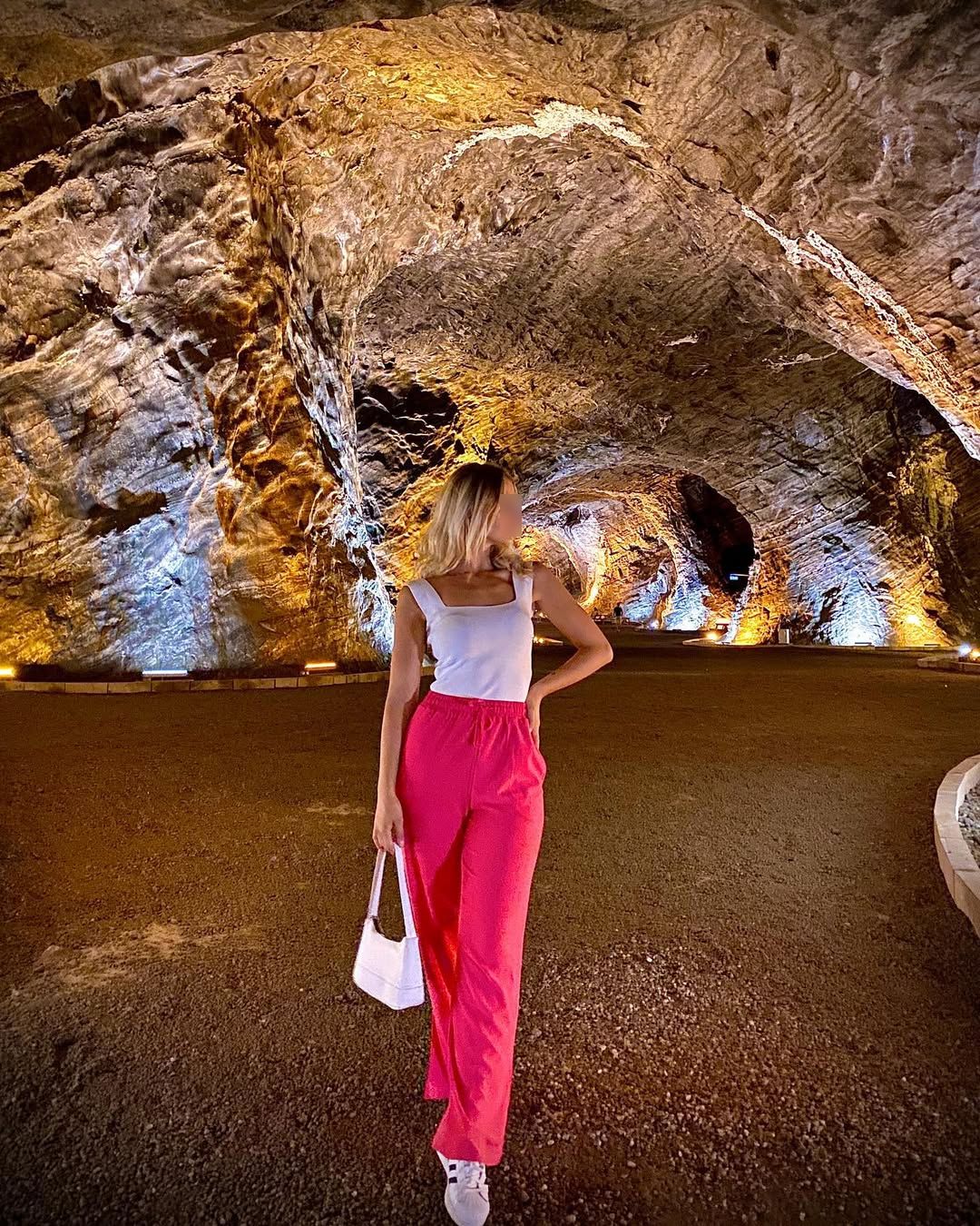 Tuzluca Tuz Mağaraları