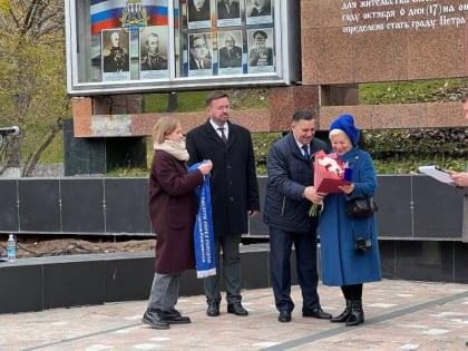 Епархиальный фотограф Светлана Лигостаева награждена почётным знаком «За заслуги перед городом»