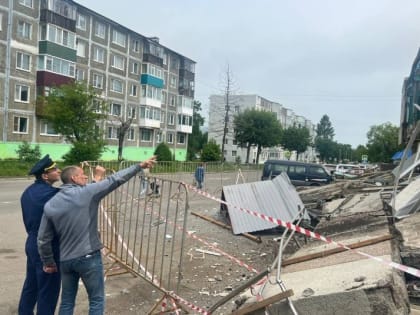 На Камчатке проверяют обстоятельства обрушения фасада в Вилючинске