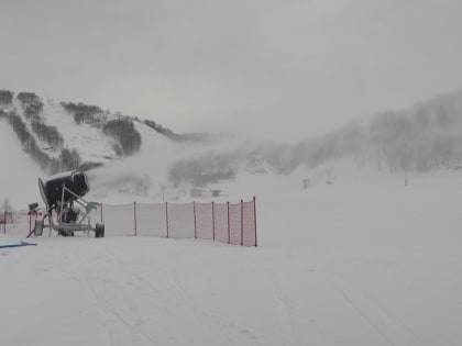 Тестовые испытания системы искусственного снегообразования начались на базе «Эдельвейс» в столице Камчатки