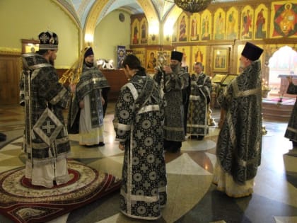 В среду первой седмицы Великого поста Архиепископ Феодор совершил Литургию Преждеосвященных Даров