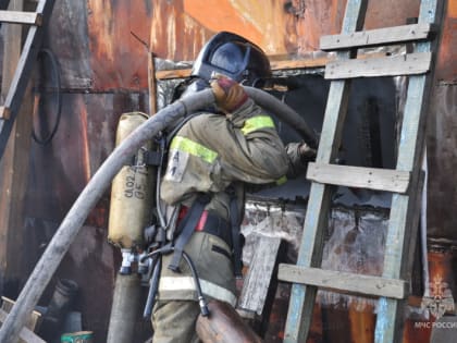 В Елизове сгорел частный дом
