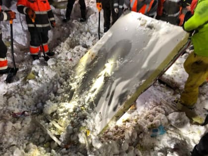 Вещи пропавшего мужчины и разрушенную сторожку обнаружили под лавиной на Камчатке