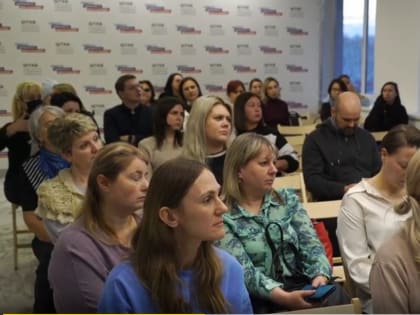 Родителям школьников рассказали о правилах безопасности детей на дорогах