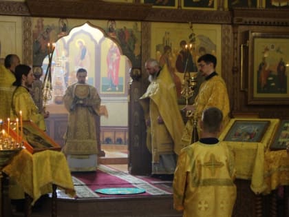 Литургия в Неделю 7-ю по Пятидесятнице