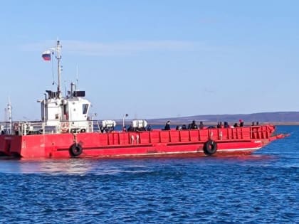 Баржу «Камчатка-2» отремонтируют за 14,7 миллиона рублей